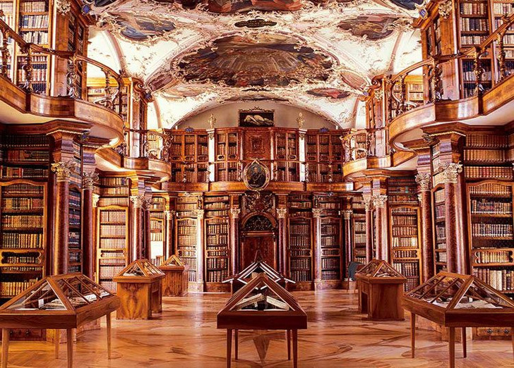 瑞士聖加侖圖書館